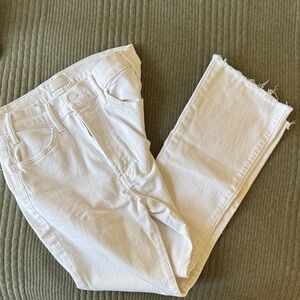 MOTHER White Cropped Jeans with Frayed Hem